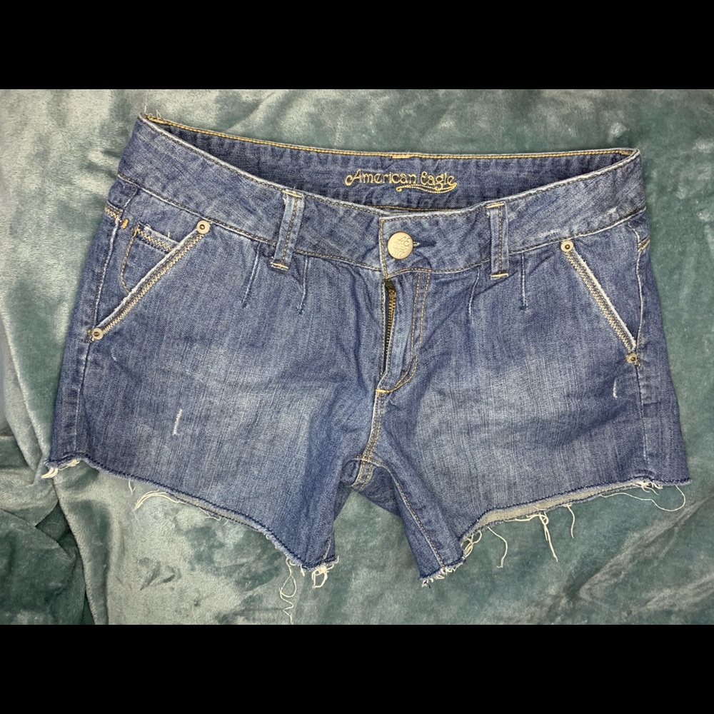 American Eagle Denim Cut Off Shorts Size 6